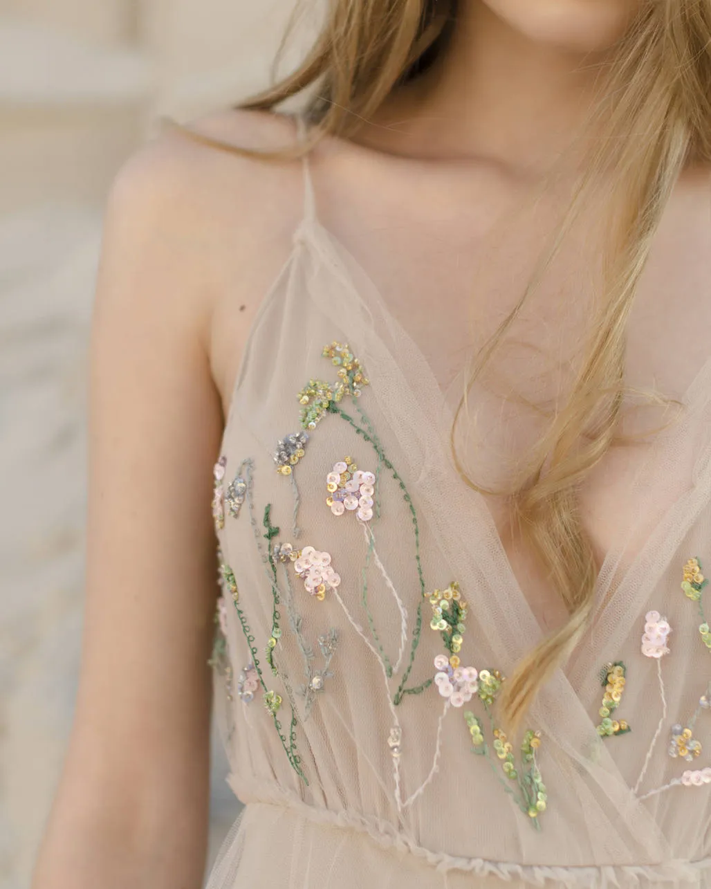 Backless Prom Dresses with Slit A Line Embroidery Beautiful Beach Open Back Prom Dress JKL1508