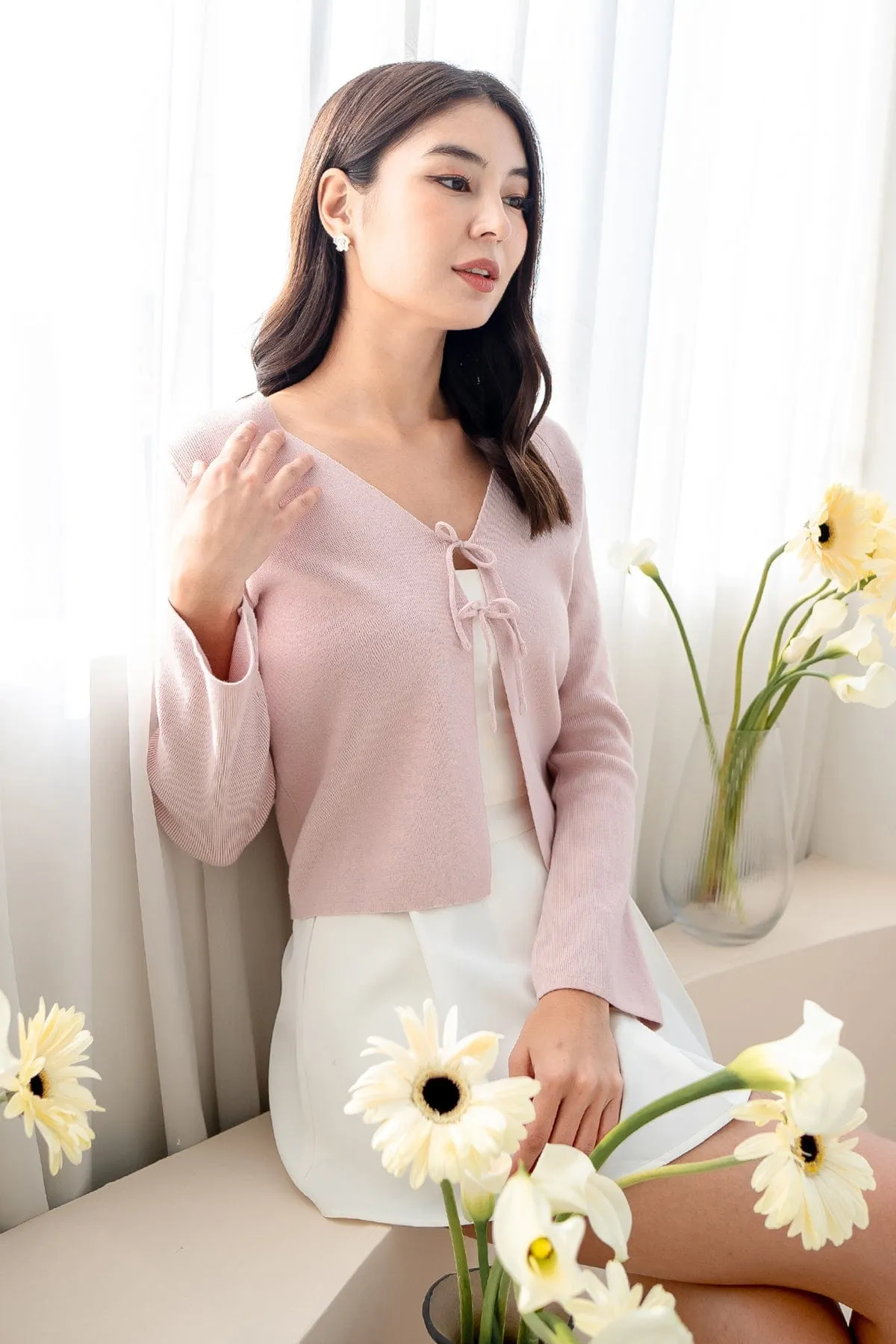 CHELLA TIE-KNOT CARDIGAN IN PINK