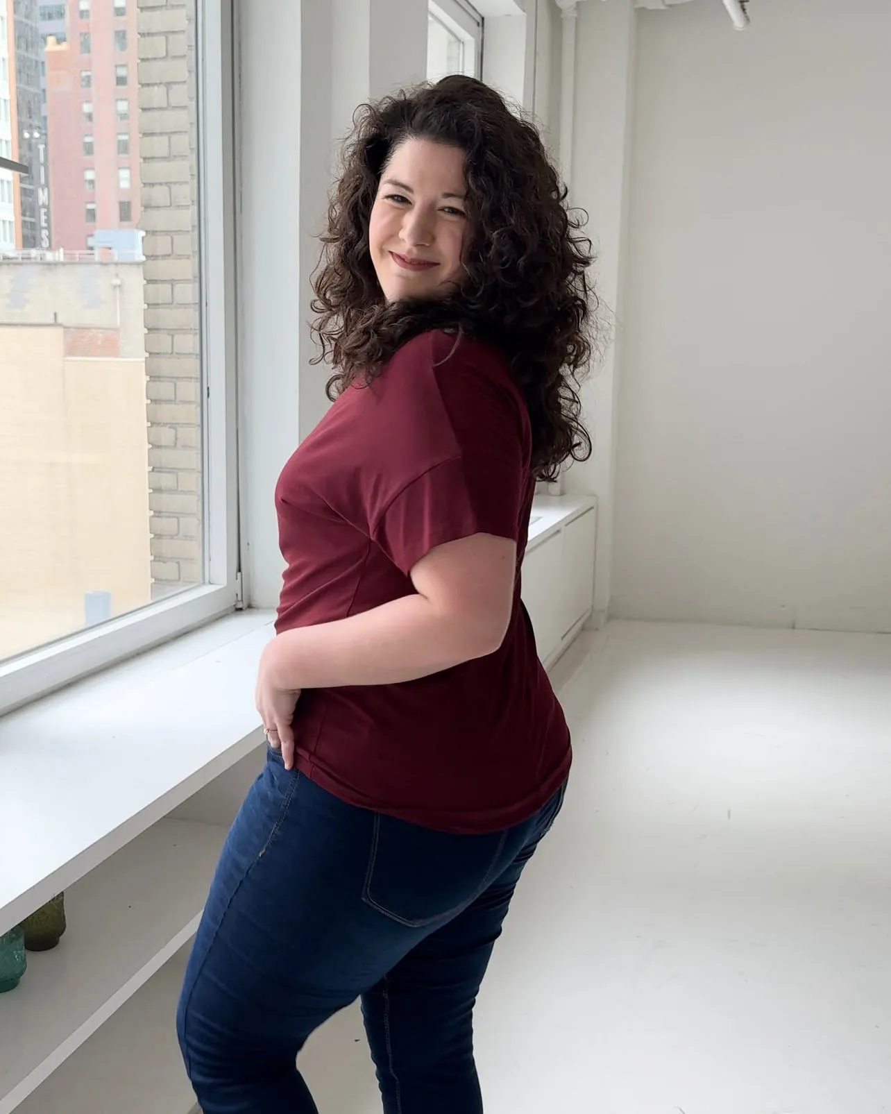 EVERYDAY tee in Mahogany
