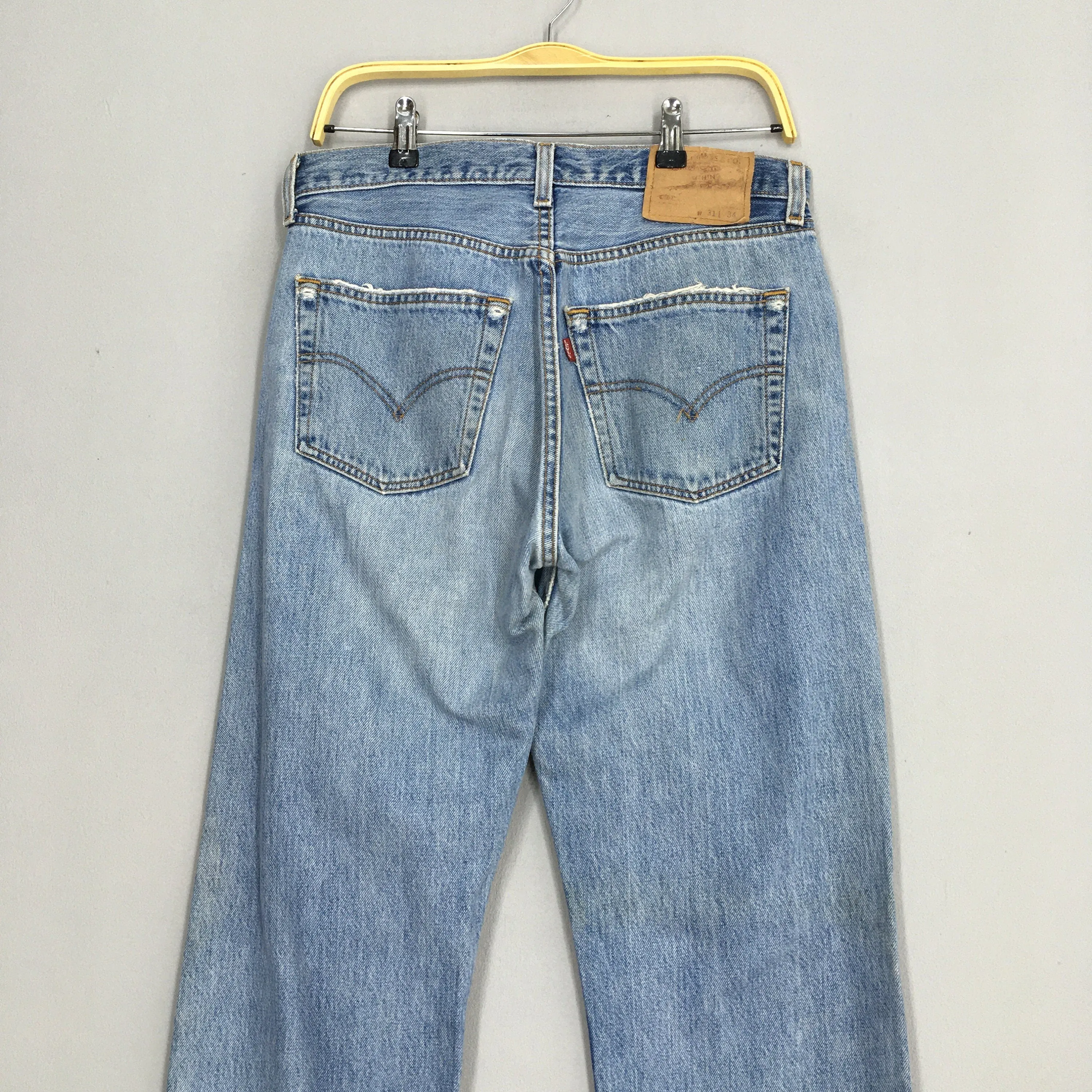 Levi's 501 Faded Blue Jeans Dirty Denim Size 31x31