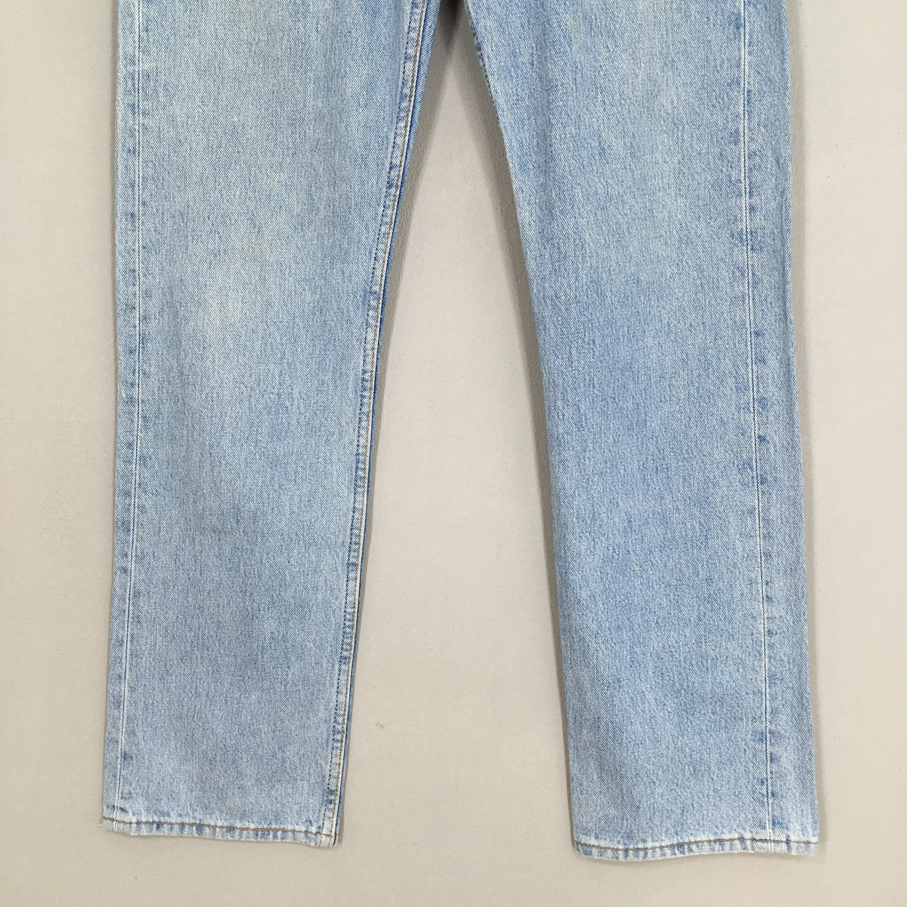 Levi's 501 Faded Blue Light Wash Jeans Size 30x33