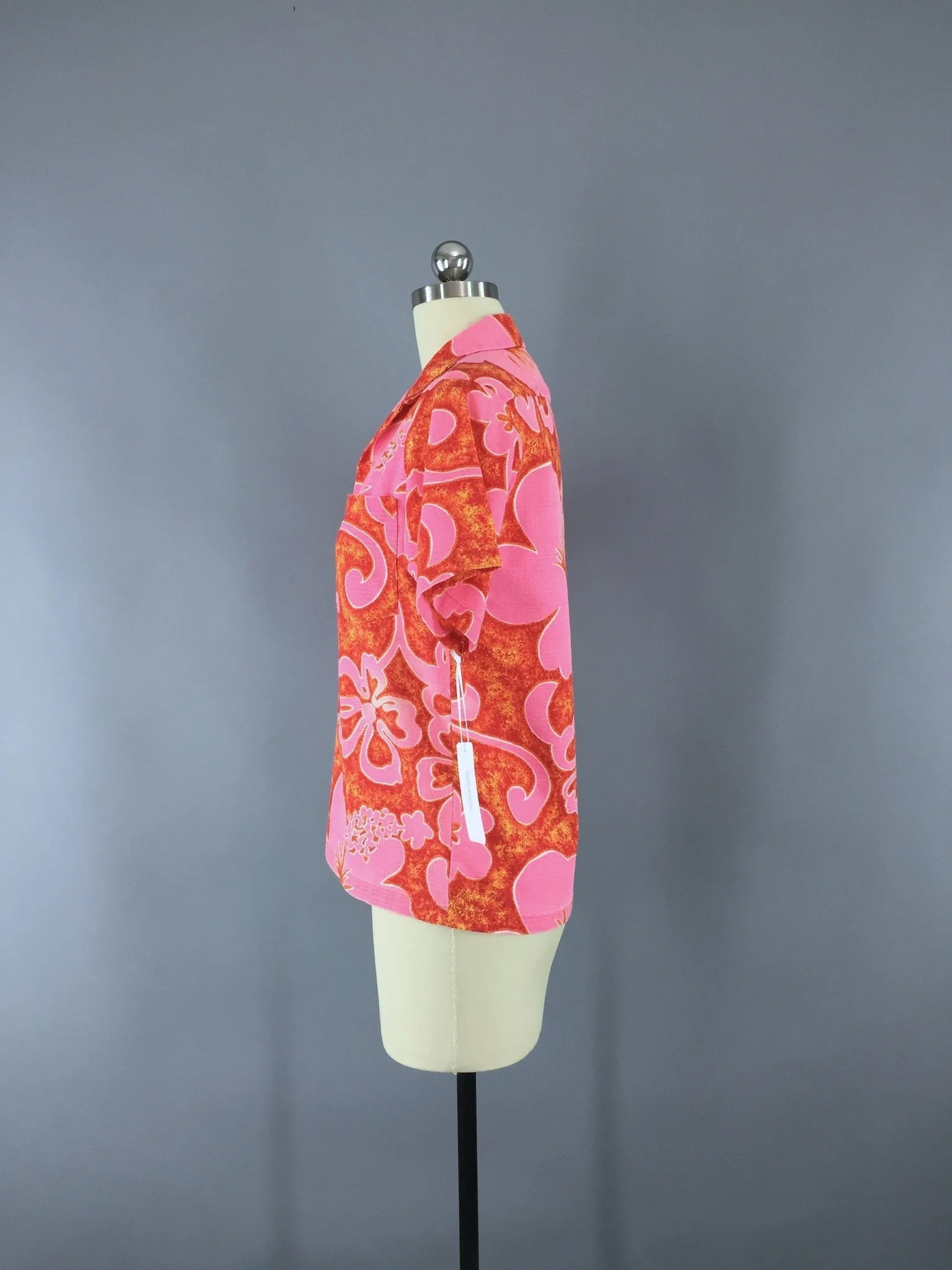 Vintage 1960s Kole Kole Hawaiian Shirt in Pink and Orange Floral Print Batik