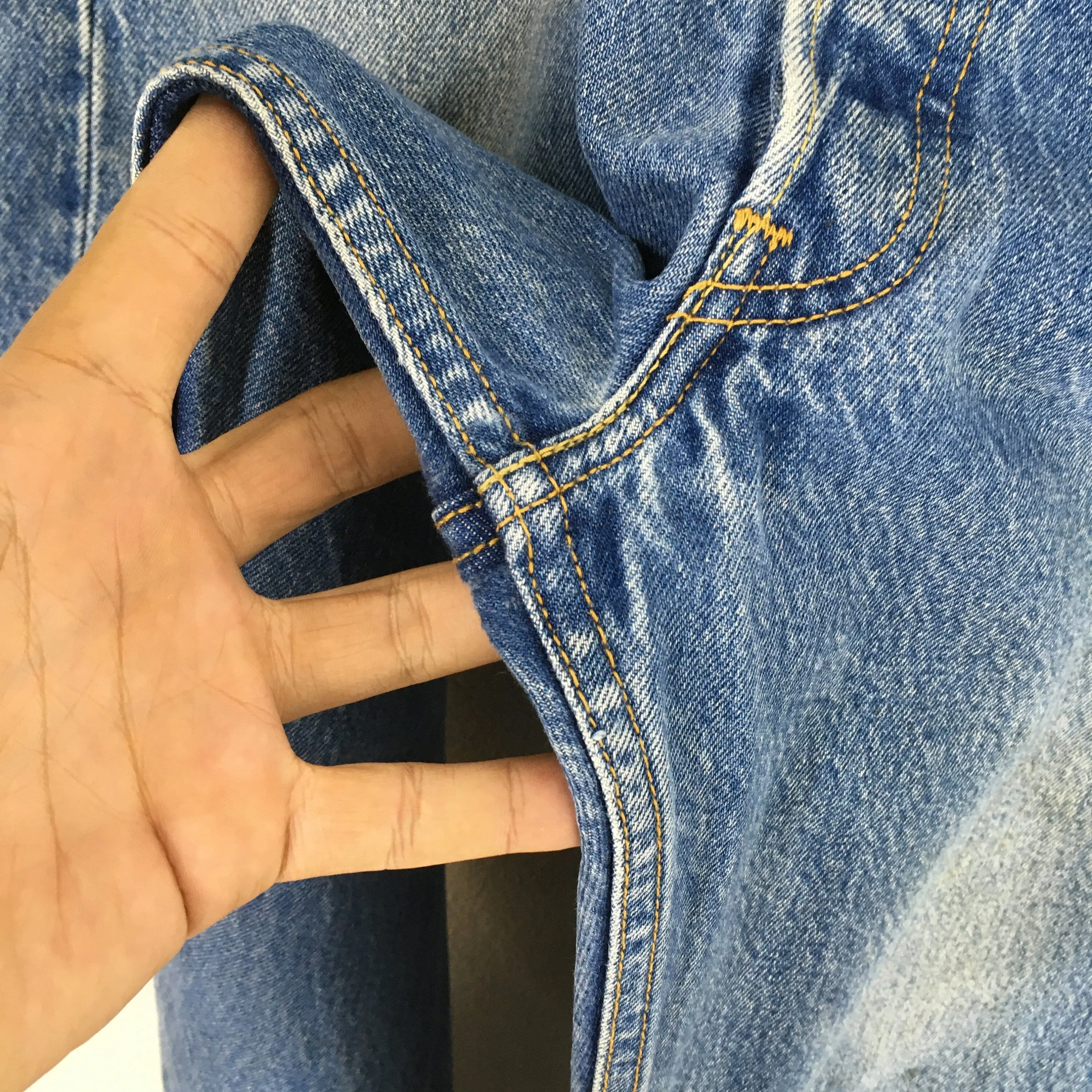 Y2K Levi's 501 Faded Blue Jeans Stonewash Size 32x27