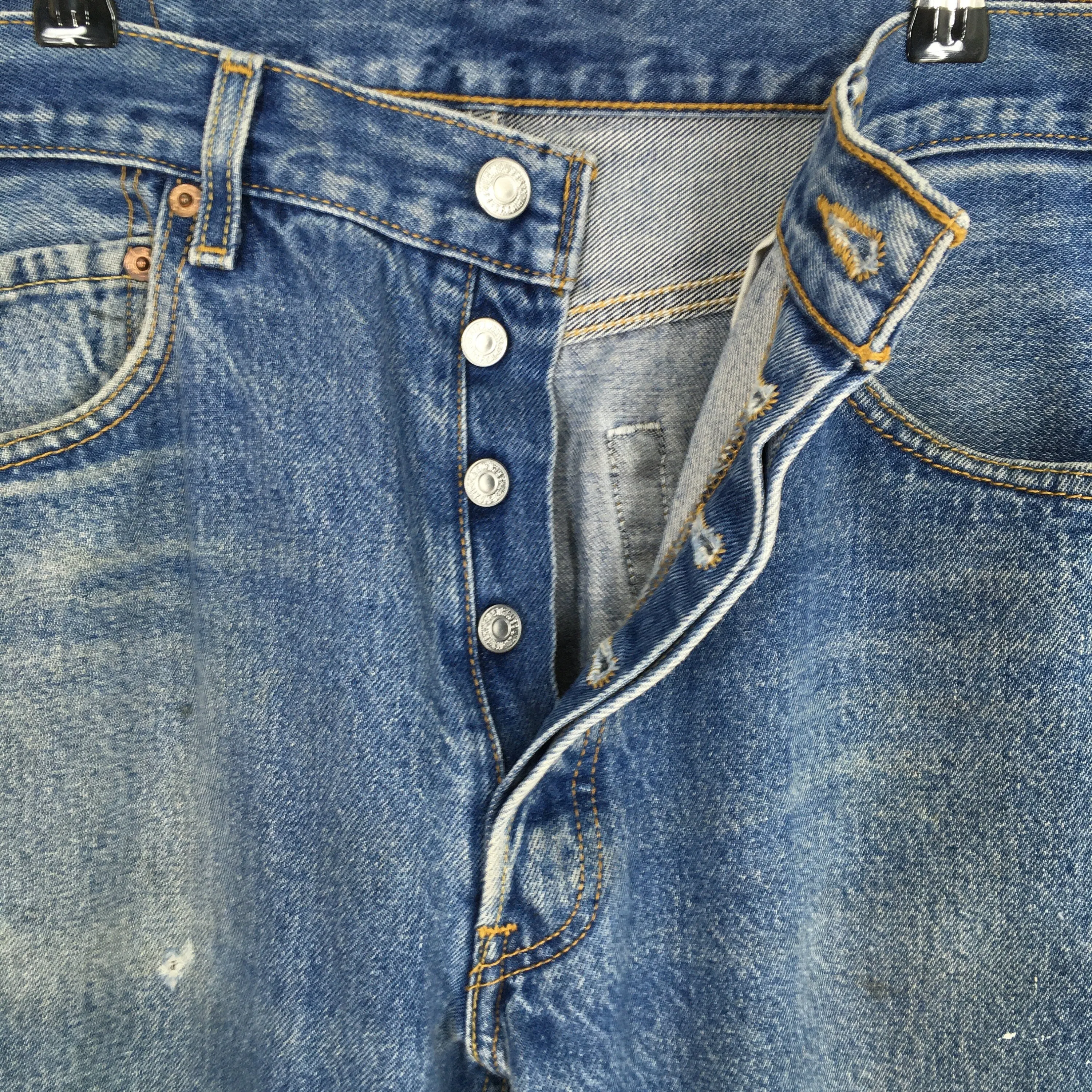 Y2K Levi's 501 Faded Blue Jeans Stonewash Size 32x27